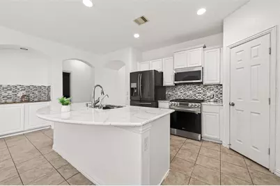 5519 Jay Thrush Drive, Richmond, TX 77407 - Photo 13