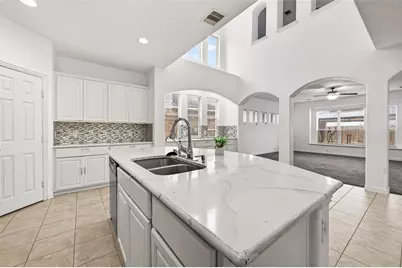5519 Jay Thrush Drive, Richmond, TX 77407 - Photo 9
