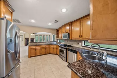 901 Longmire Road #28, Conroe, TX 77304 - Photo 17
