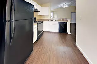 3247 Jorns St, Houston, TX 77045 - Photo 5