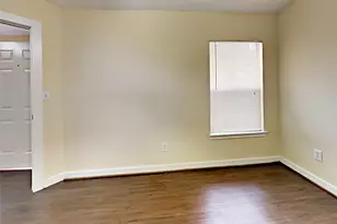 3247 Jorns St, Houston, TX 77045 - Photo 9