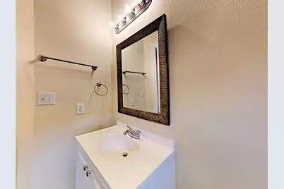 3247 Jorns Street, Houston, TX 77045 - Photo 15