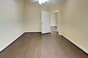 3247 Jorns St, Houston, TX 77045 - Photo 7