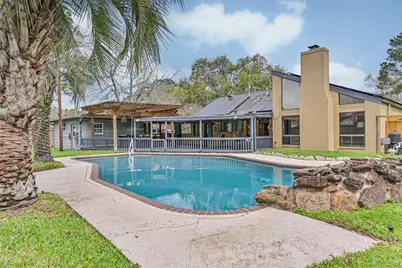 910 Evergreen Drive, Friendswood, TX 77546 - Photo 45