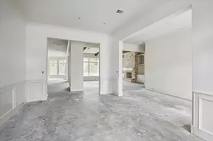 12 Gage Ct, Houston, TX 77024 - Photo 11