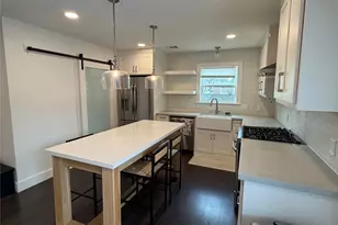 4208 Arlington St, Houston, TX 77022 - Photo 3