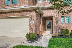 9643 Clear Diamond Dr, Rosharon, TX 77583 - Photo 3
