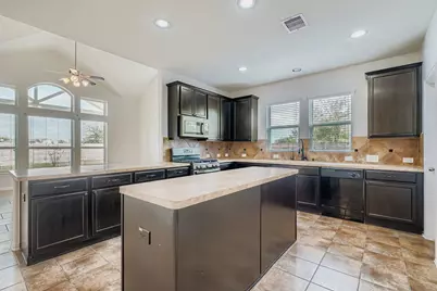 9643 Clear Diamond Drive, Rosharon, TX 77583 - Photo 9