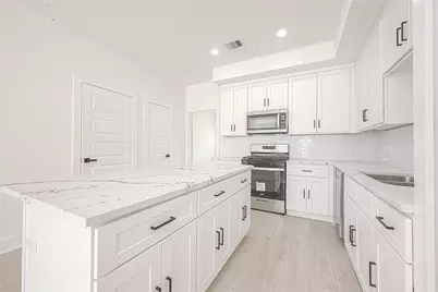 4135 Mallow St Unit A, Houston, TX 77051 - Photo 9