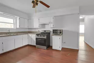 1606 W Humble St, Baytown, TX 77520 - Photo 5