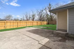 1606 W Humble St, Baytown, TX 77520 - Photo 15