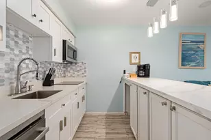 6300 Seawall Blvd, Galveston, TX 77551 - Photo 9