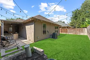 12942 Shady Grove Ln, Montgomery, TX 77356 - Photo 17