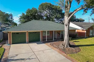 406 Cole St, Webster, TX 77598 - Photo 1
