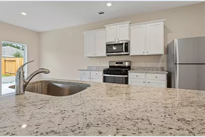 25535 Blooming Hazel Drive, Cleveland, TX 77328 - Photo 9