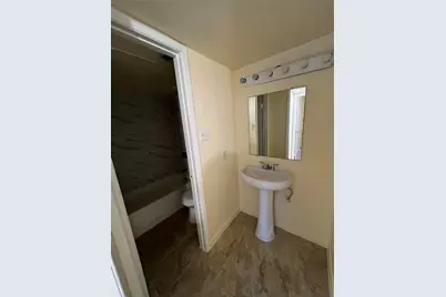 9000 Bissonnet Street #705, Houston, TX 77074 - Photo 17