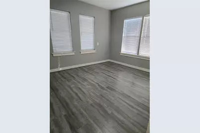402 4th Street, Sealy, TX 77474 - Photo 5