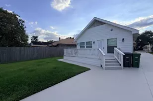 1012 Dorothy St, Houston, TX 77008 - Photo 11