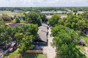 5022 Mallow St, Houston, TX 77033 - Photo 15