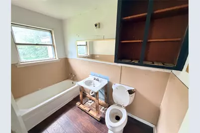 8624 Lawnridge Street, Houston, TX 77016 - Photo 13
