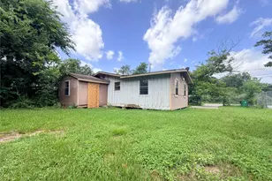 8624 Lawnridge St, Houston, TX 77016 - Photo 17