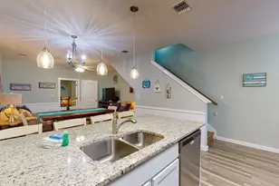 1813 S 11th St, Port Aransas, TX 78373 - Photo 11