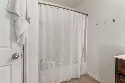 12415 York Bend Lane, Houston, TX 77044 - Photo 15