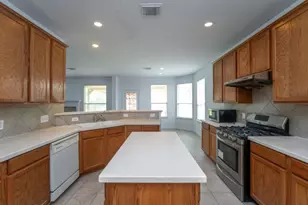 2322 Cool Springs Ln, Sugar Land, TX 77498 - Photo 11