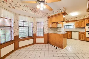 12002 Cedarcliff Ct, Houston, TX 77070 - Photo 9