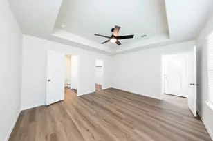 2130 Creole Crk Ln, Houston, TX 77090 - Photo 13