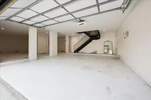 3735 Tartan Ln, Houston, TX 77025 - Photo 35