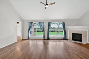 2223 Meadows Blvd, League City, TX 77573 - Photo 15