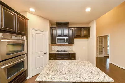 18 Blue Wildflower Place, The Woodlands, TX 77354 - Photo 13