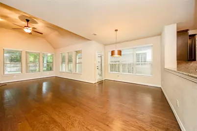18 Blue Wildflower Place, The Woodlands, TX 77354 - Photo 17