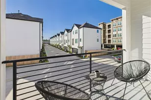 2306 Kolbe Cold Spgs Ln, Houston, TX 77055 - Photo 11