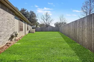 131 Breezy Shore Ct, Dickinson, TX 77539 - Photo 41