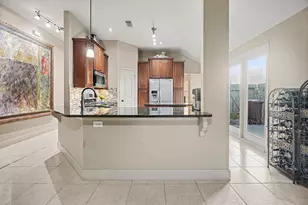 131 Breezy Shore Ct, Dickinson, TX 77539 - Photo 13