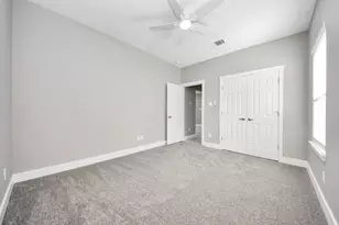 604 Miriam St, Baytown, TX 77520 - Photo 19