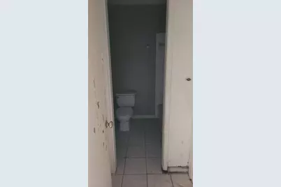 1405 Shadowdale Drive #36, Houston, TX 77043 - Photo 11