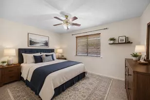 202 W Misty Dawn Dr, The Woodlands, TX 77385 - Photo 23