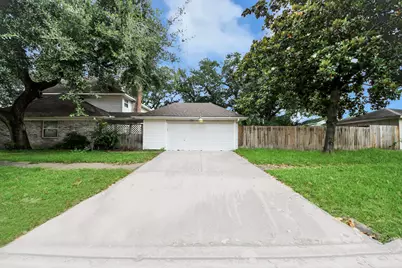 8923 Haverstock Drive, Houston, TX 77031 - Photo 37