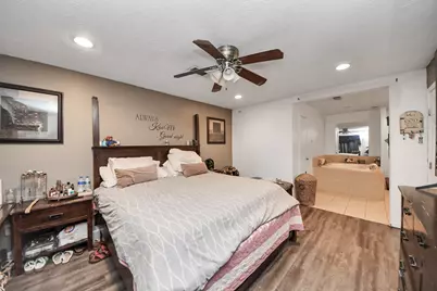 8923 Haverstock Drive, Houston, TX 77031 - Photo 23