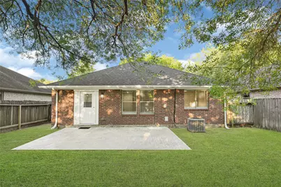 3019 Overland Trail, Dickinson, TX 77539 - Photo 7