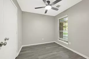 3019 Overland Trail, Dickinson, TX 77539 - Photo 15