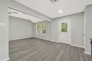 3019 Overland Trail, Dickinson, TX 77539 - Photo 11