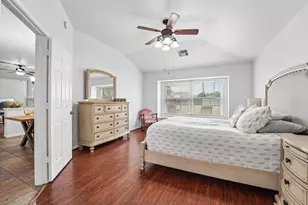 9806 Lynette Falls Dr, Houston, TX 77095 - Photo 15