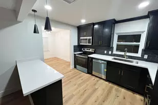 6303 Belarbor St, Houston, TX 77087 - Photo 19