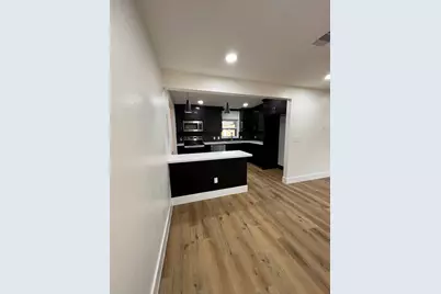 6303 Belarbor Street, Houston, TX 77087 - Photo 17