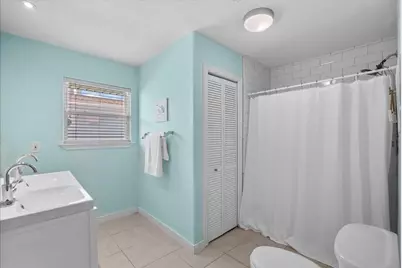 218 Barracuda Street, Bayou Vista, TX 77563 - Photo 17