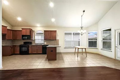 8706 Sunrise Canter Drive, Tomball, TX 77375 - Photo 5